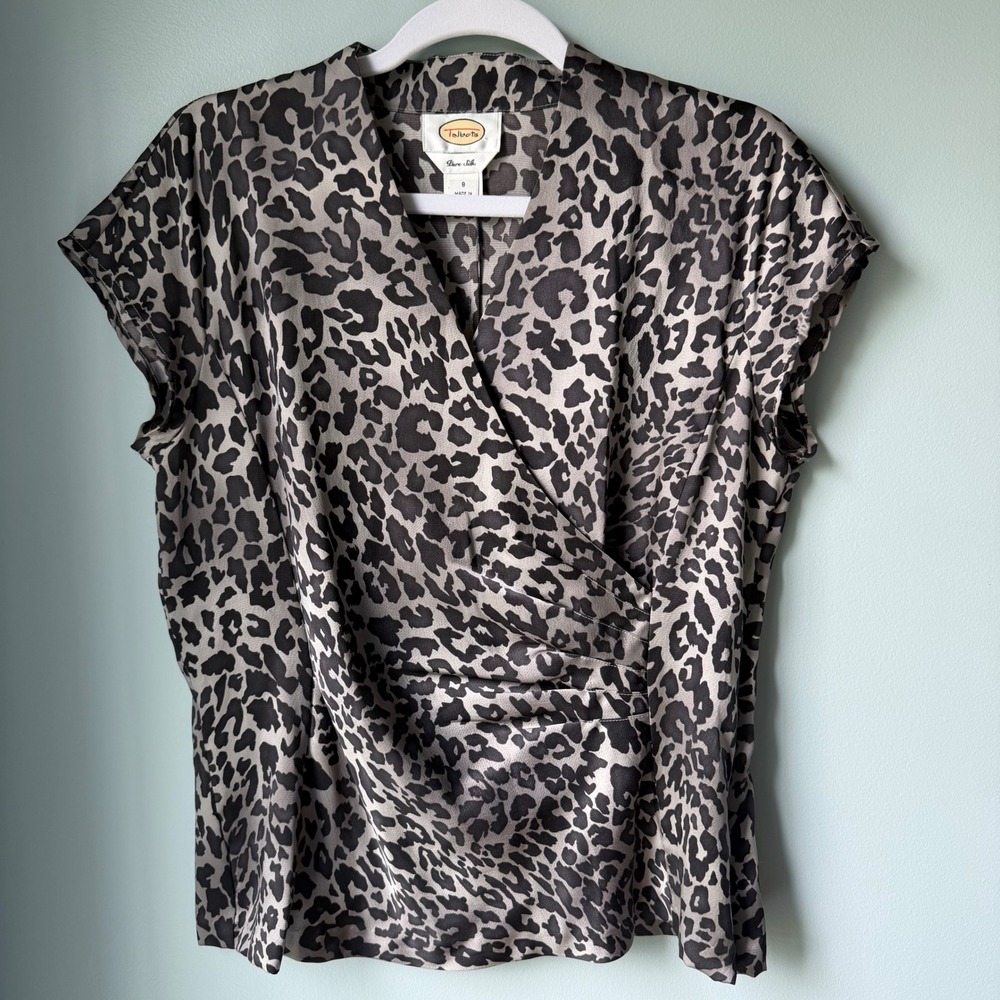 Vintage Talbots 100% Silk Leopard Print Cap‎ Sleeve Faux Wrap Blouse Size 8